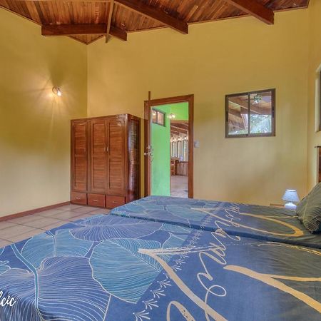 Casa Verde Puerto Viejo de Talamanca Екстер'єр фото